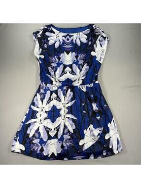 Joe Fresh dress Floral Blue Womens Size Medium